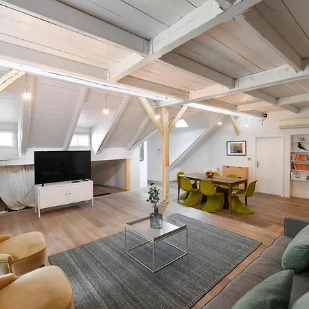 Our Loft At Charles Bridge Apartment